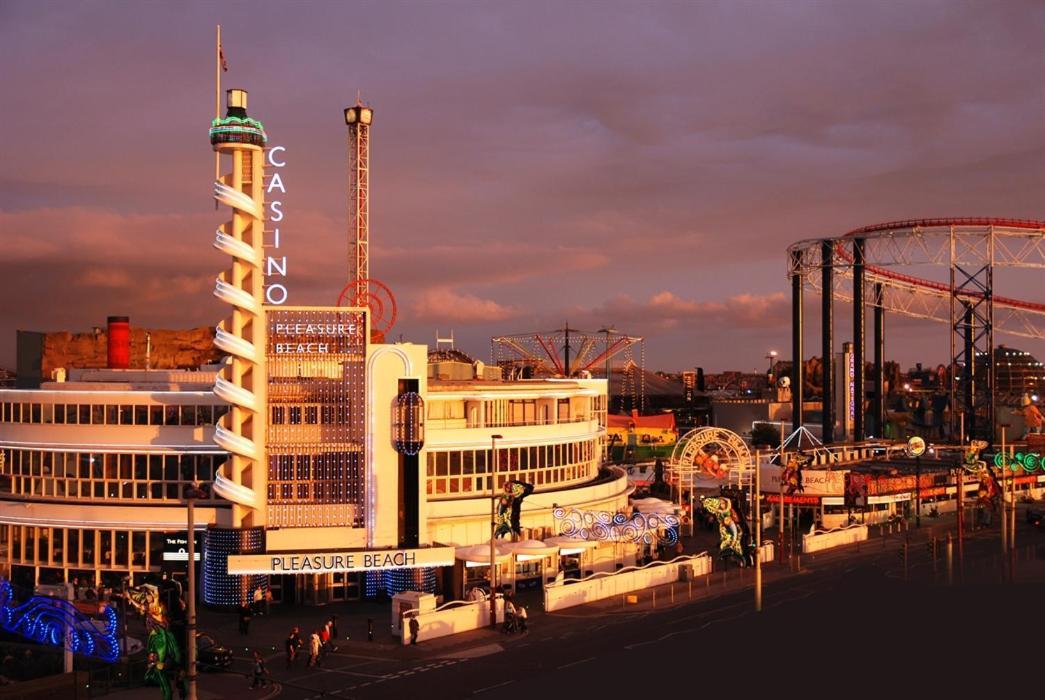 Blackpool Sleepover Apartment 1 Free Parking Sleeps 6 Eksteriør billede